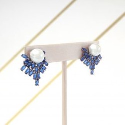 Blue Pearl Earring