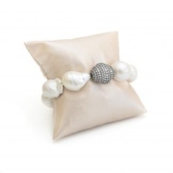Pearl Bracelet