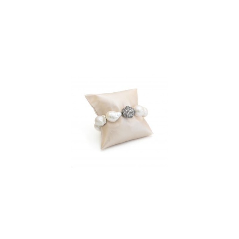 Pearl Bracelet